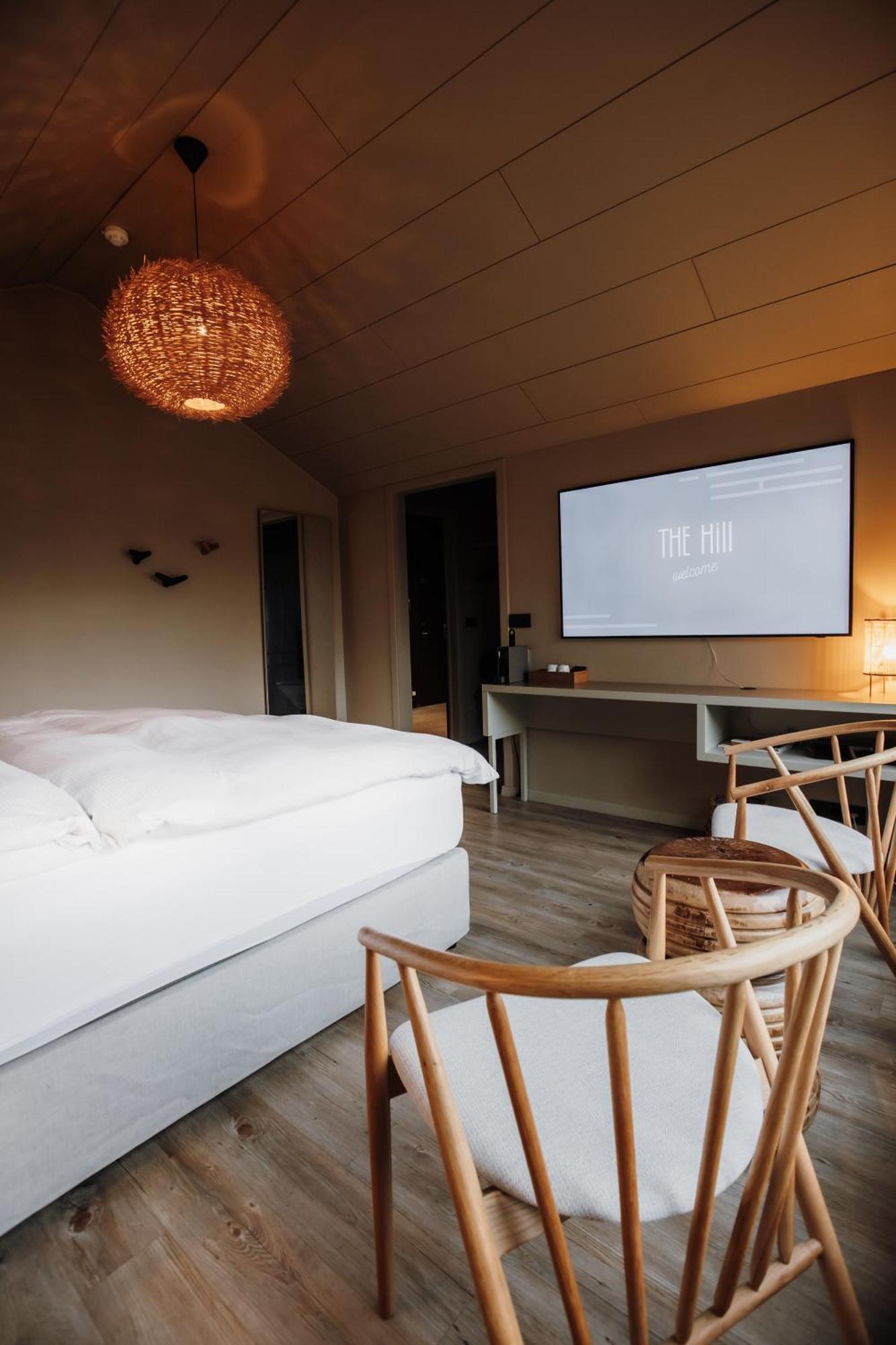 The Hill Hotel At Fluthir Exterior foto